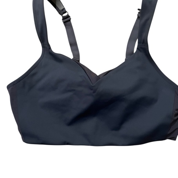 Brooks Grey Sports Bra with Adjustable Straps - Picture 1 of 4